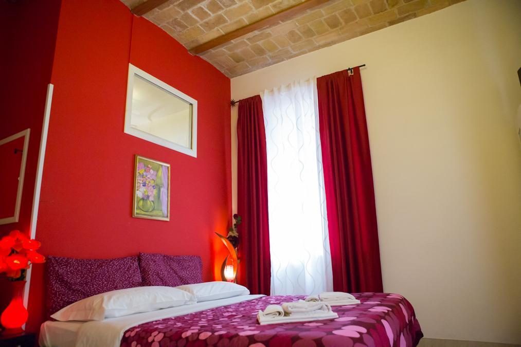 Strawberry House Guest house